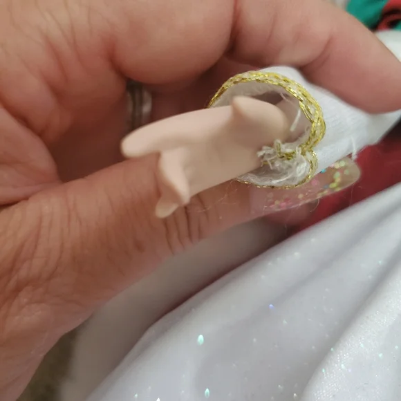 Disney snow white collectable doll - Picture 9 of 10